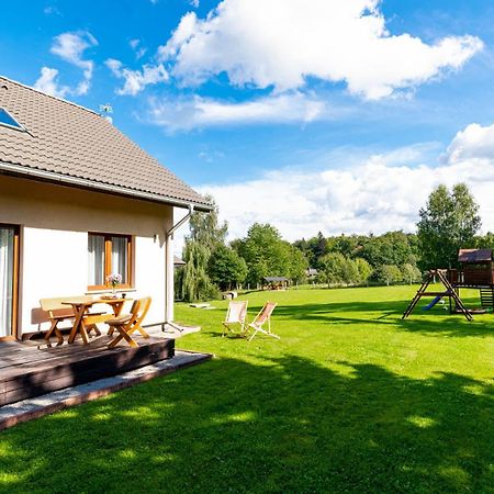 Apartamenty Czerwony Dworek - Duzy Teren Zielony, Plac Zabaw, Miejsce Na Grilla I Staw Z Mozliwoscia Wedkowania, Boisko Mysłakowice Dış mekan fotoğraf