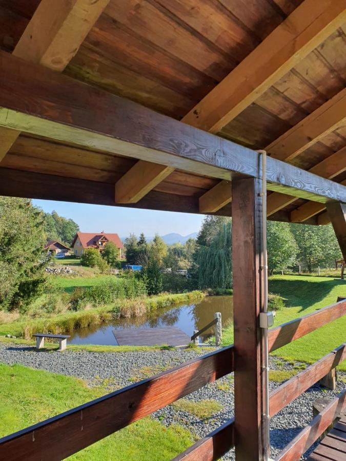 Apartamenty Czerwony Dworek - Duzy Teren Zielony, Plac Zabaw, Miejsce Na Grilla I Staw Z Mozliwoscia Wedkowania, Boisko Mysłakowice Dış mekan fotoğraf