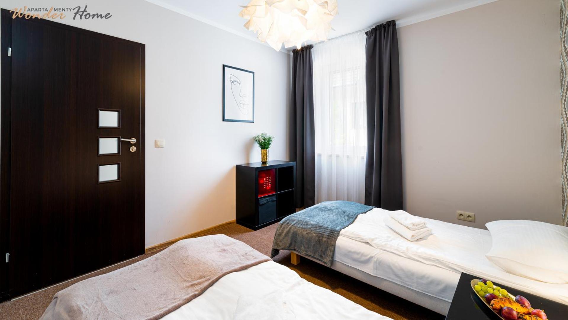 Apartamenty Czerwony Dworek - Duzy Teren Zielony, Plac Zabaw, Miejsce Na Grilla I Staw Z Mozliwoscia Wedkowania, Boisko Mysłakowice Dış mekan fotoğraf