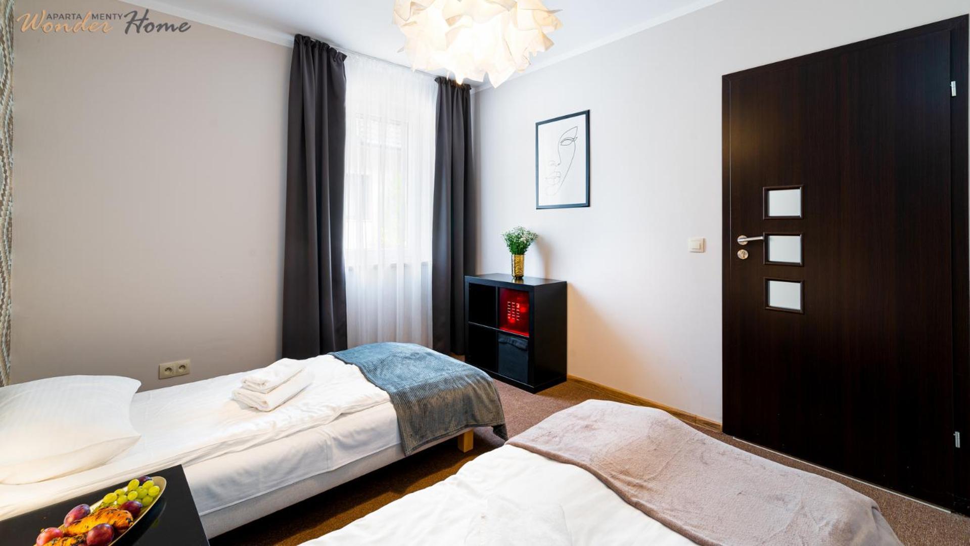 Apartamenty Czerwony Dworek - Duzy Teren Zielony, Plac Zabaw, Miejsce Na Grilla I Staw Z Mozliwoscia Wedkowania, Boisko Mysłakowice Dış mekan fotoğraf