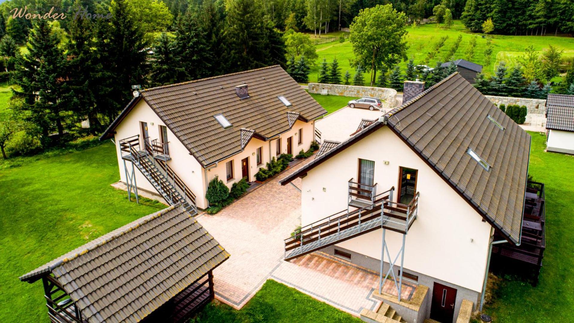 Apartamenty Czerwony Dworek - Duzy Teren Zielony, Plac Zabaw, Miejsce Na Grilla I Staw Z Mozliwoscia Wedkowania, Boisko Mysłakowice Dış mekan fotoğraf